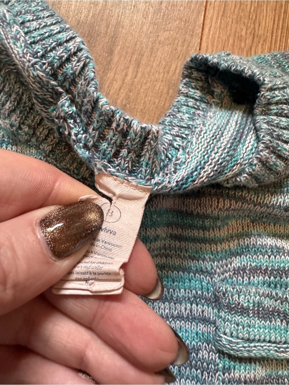 Ivivva Sweater - Picture 3 of 4